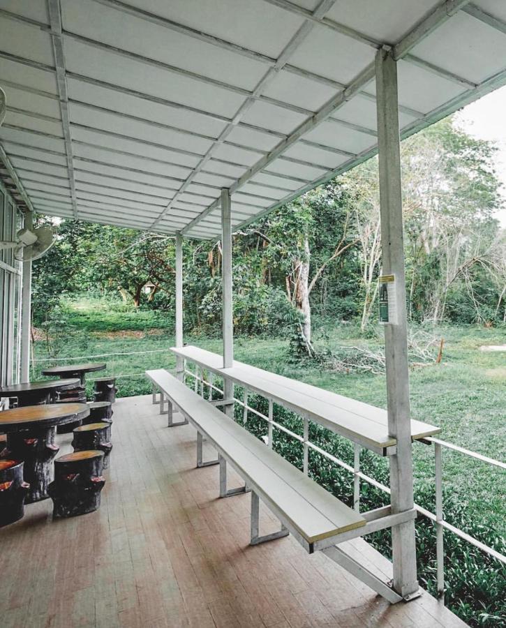 Sappraiwan Elephant Resort & Sanctuary Kaengsopha Екстер'єр фото