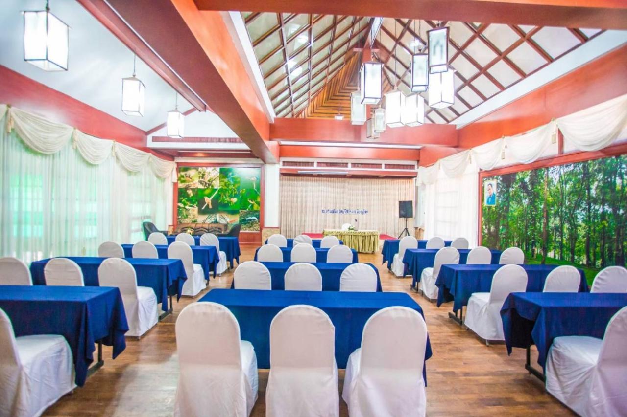 Sappraiwan Elephant Resort & Sanctuary Kaengsopha Екстер'єр фото